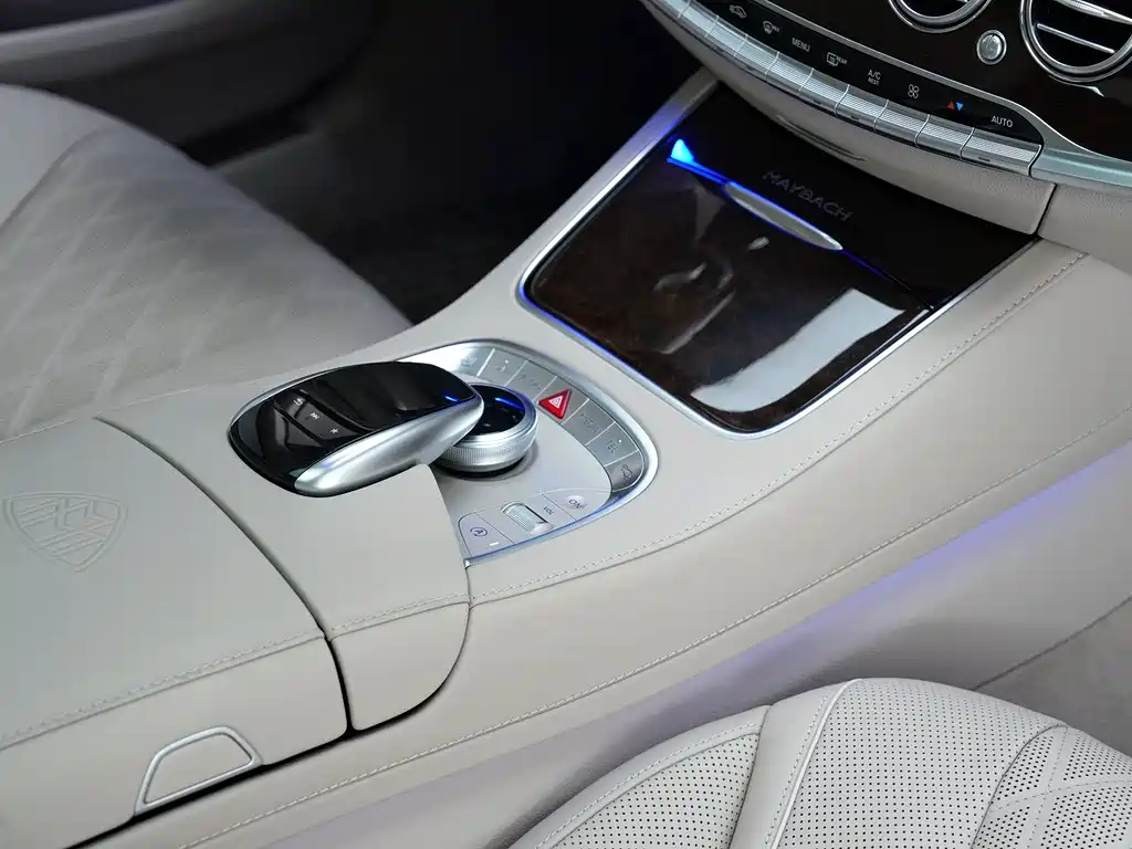 Mercedes-Benz Maybach S-Class S 500 4MATIC, фото 24