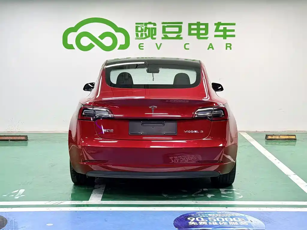 Tesla Model 3 — миниатюра 17