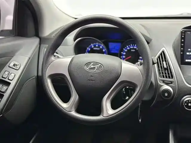 Hyundai BAIC Hyundai ix35 ix35 2015 2.0L AT Comfort IV