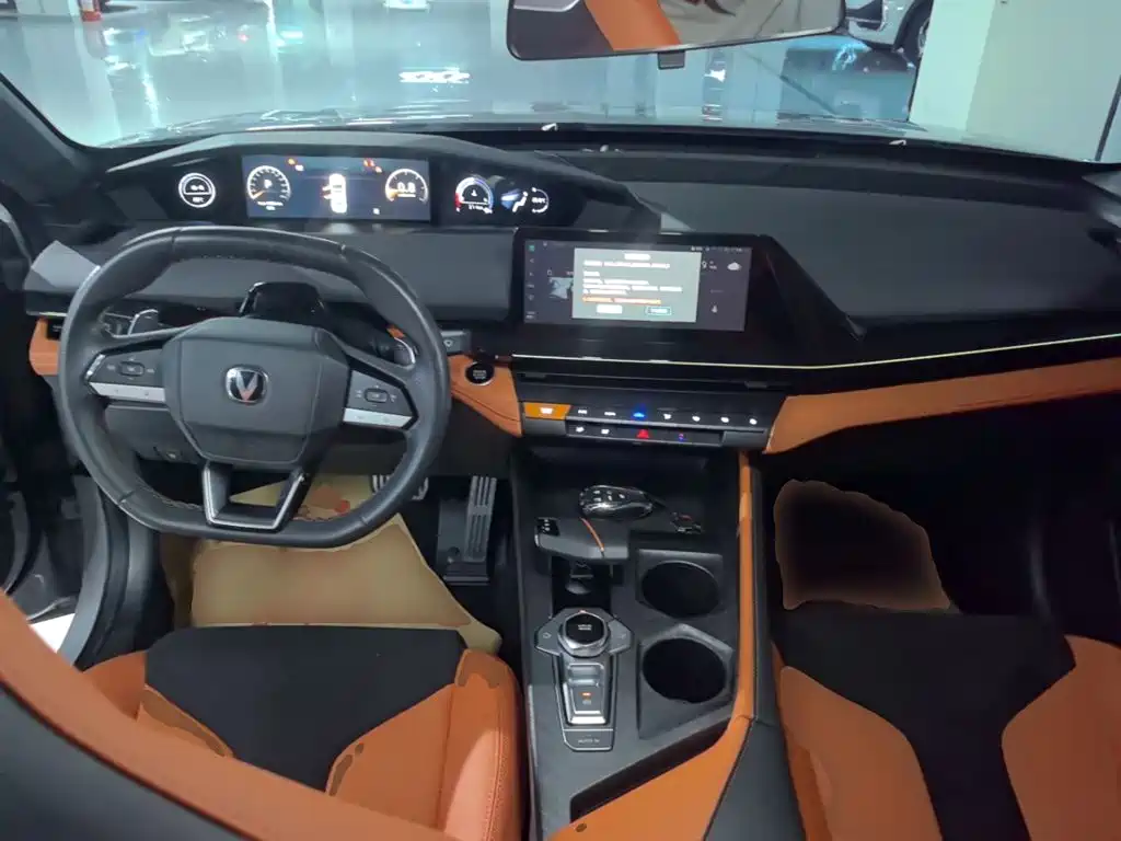 Changan UNI-V — миниатюра 6