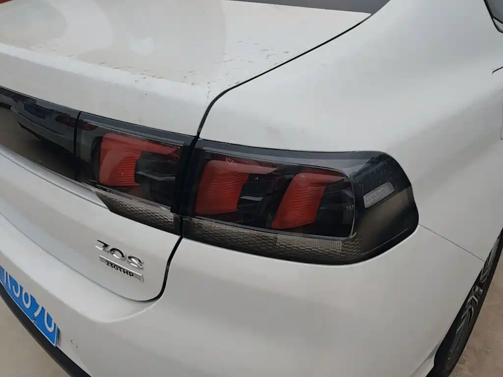 Peugeot 308 — миниатюра 8