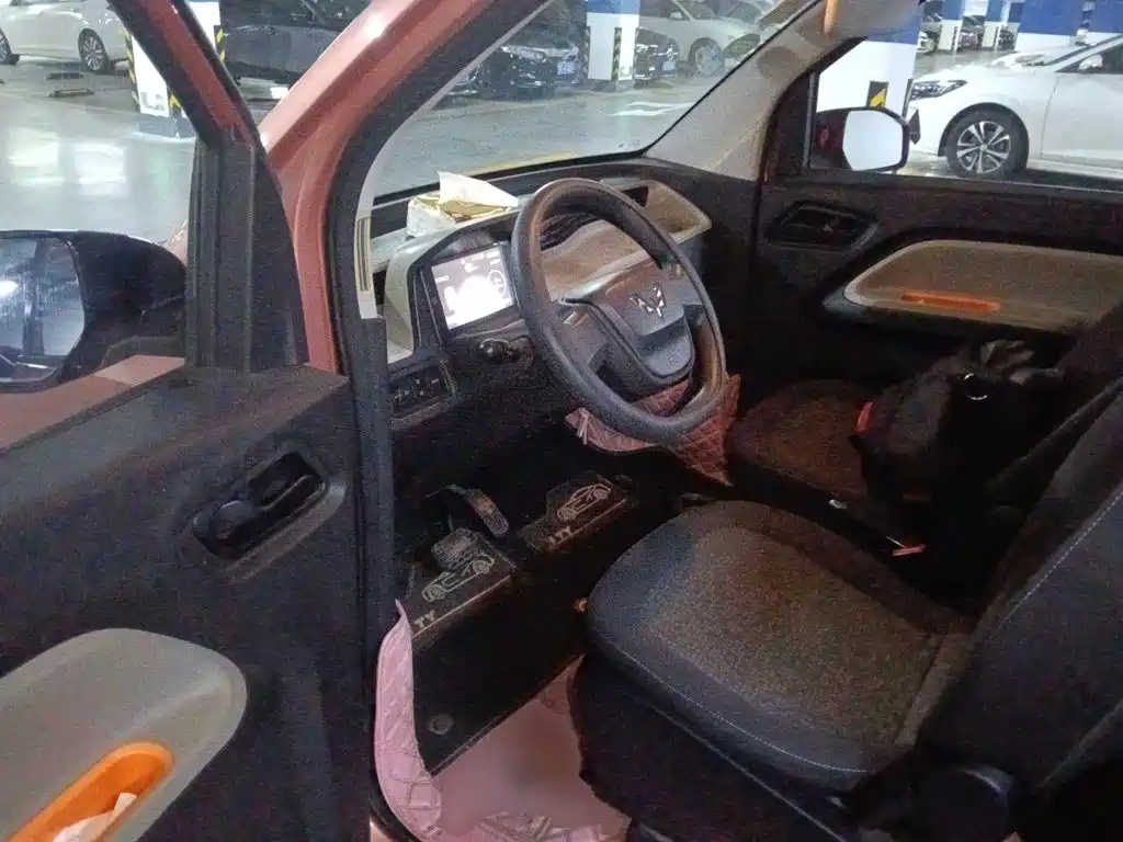 Wuling MINIEV — миниатюра 12