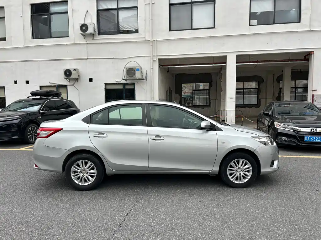 Toyota Vios 2014 1.5L AT