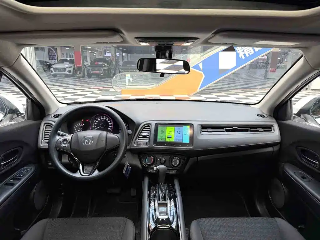 Honda Vezel — миниатюра 10