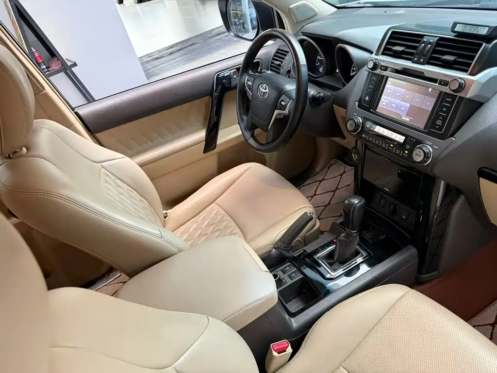 Toyota Prado (Import) — миниатюра 4