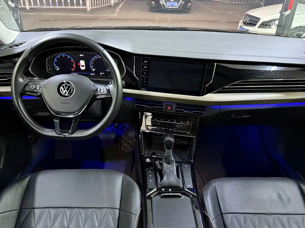 Volkswagen Passat — миниатюра 7