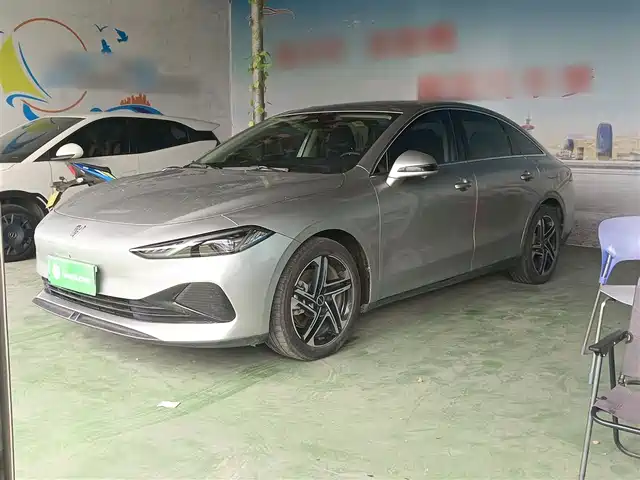 2023 Roewe D7 DMH