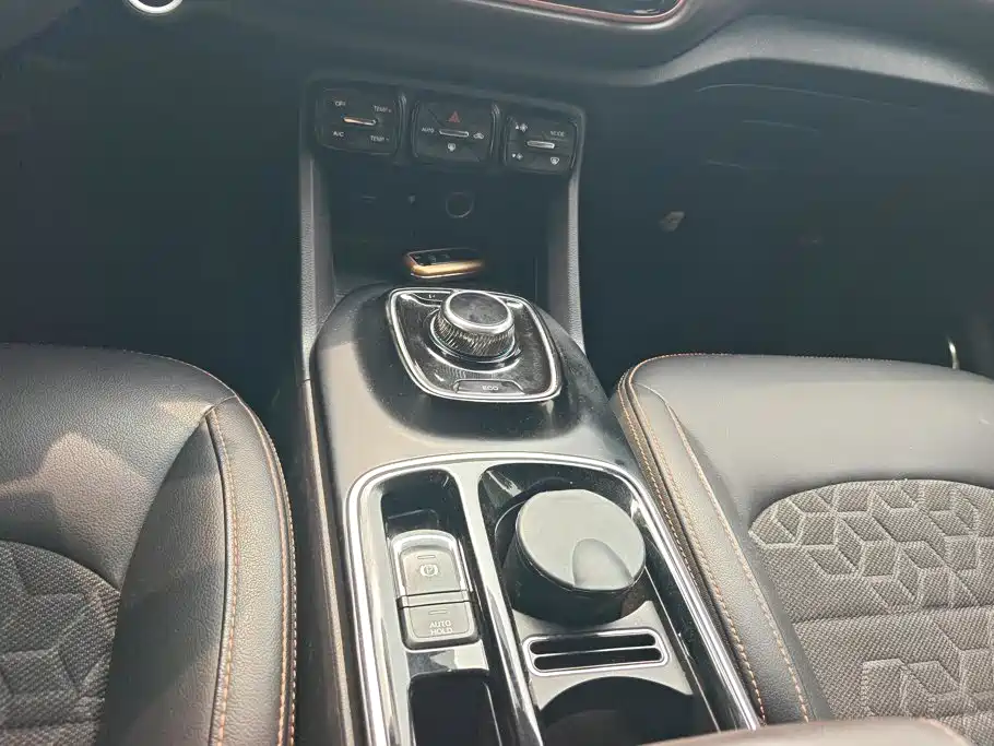 Aion Trumpchi GE3 — миниатюра 16