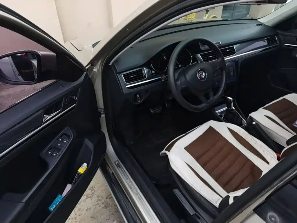 Volkswagen C-Trek — миниатюра 12