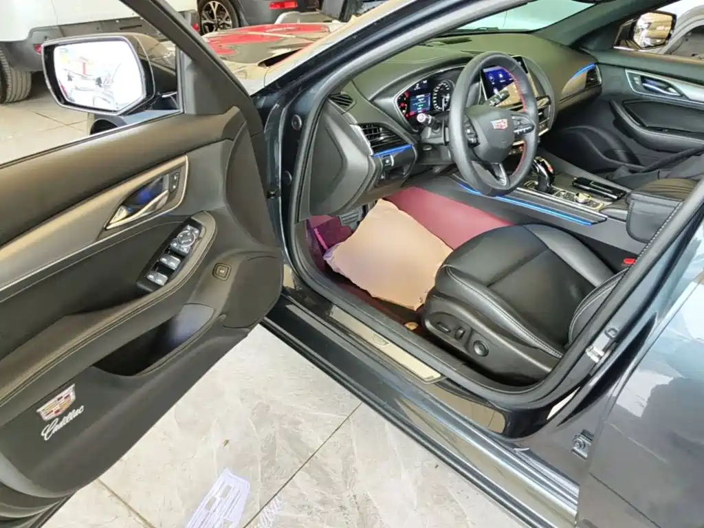 Cadillac CT5 — миниатюра 16