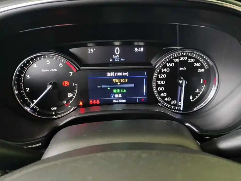 Cadillac CT5 — миниатюра 12