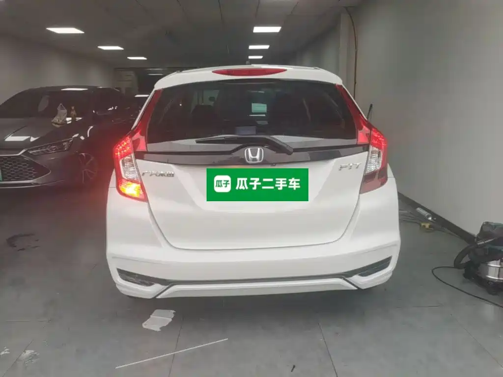 Honda Fit — миниатюра 6
