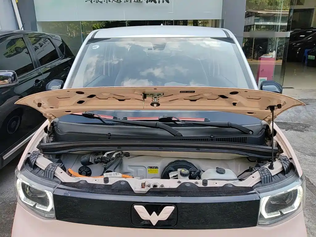 Wuling MINIEV — миниатюра 20
