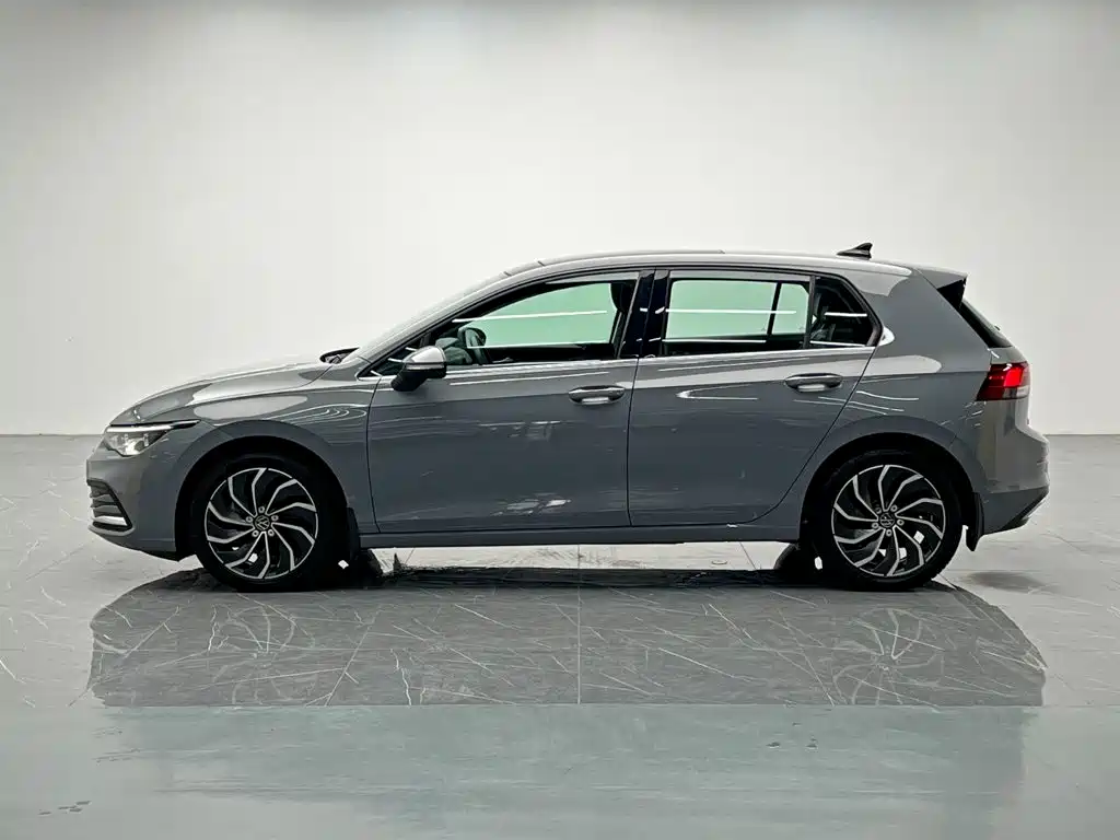 Volkswagen Golf — миниатюра 3