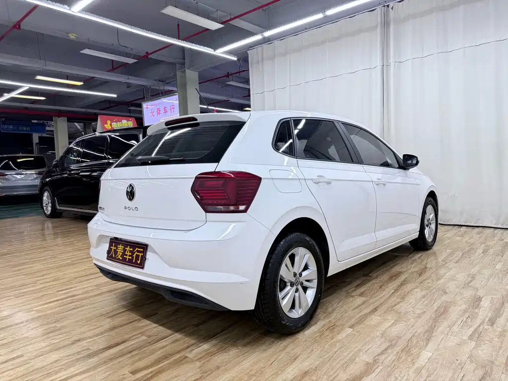 Volkswagen Polo 2021 Plus 1.5L AT