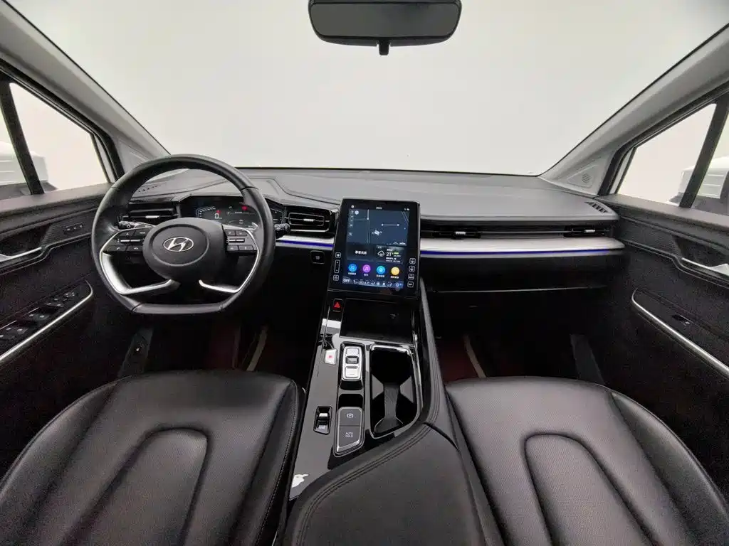 Hyundai Custo — миниатюра 5
