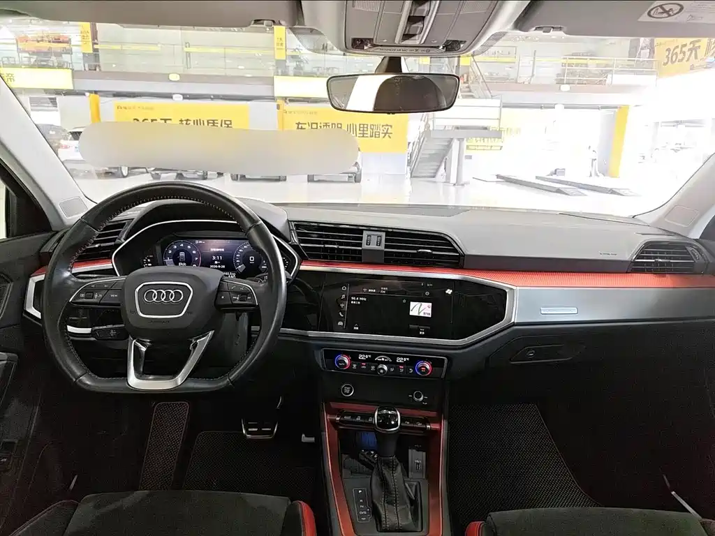 Audi Q3 — миниатюра 5
