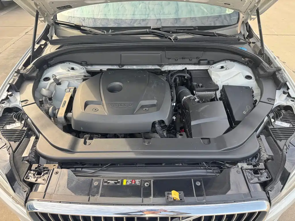 Volvo XC60 — миниатюра 13