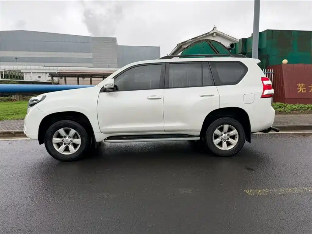 Toyota Land Cruiser Prado 2016 3.5L AT TX-L