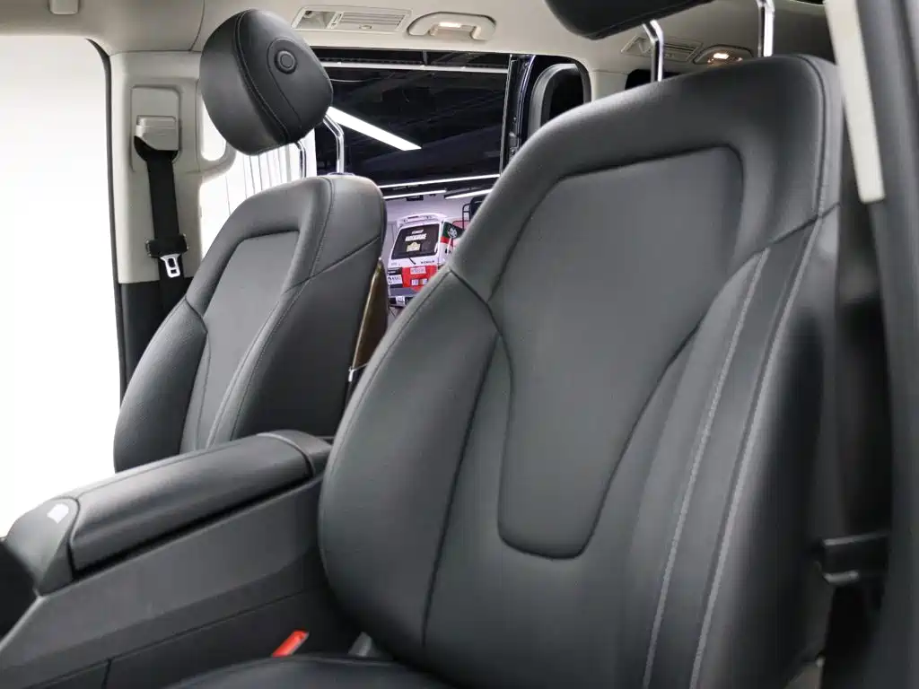 Mercedes-Benz V-Class — миниатюра 3
