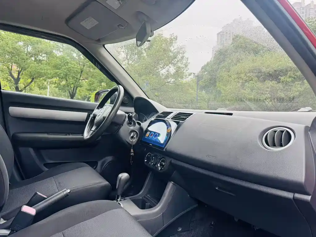 Suzuki Swift — миниатюра 11