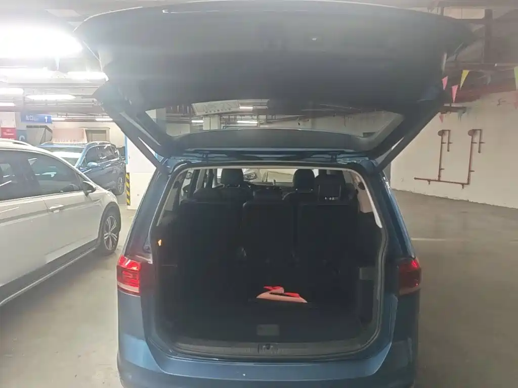 Volkswagen Touran — миниатюра 19