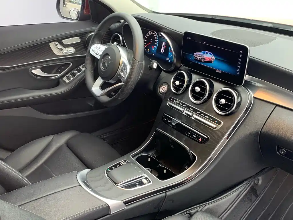 Mercedes-Benz C-Class — миниатюра 15