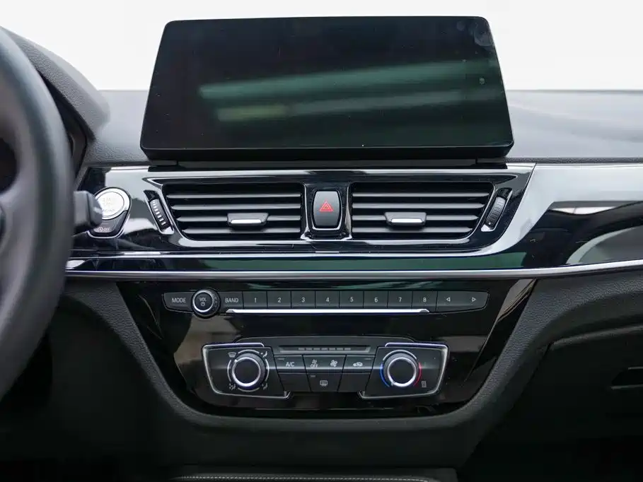 BMW 1 Series — миниатюра 10