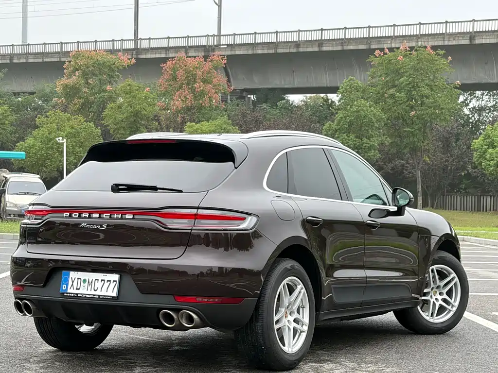 Porsche Macan — миниатюра 6