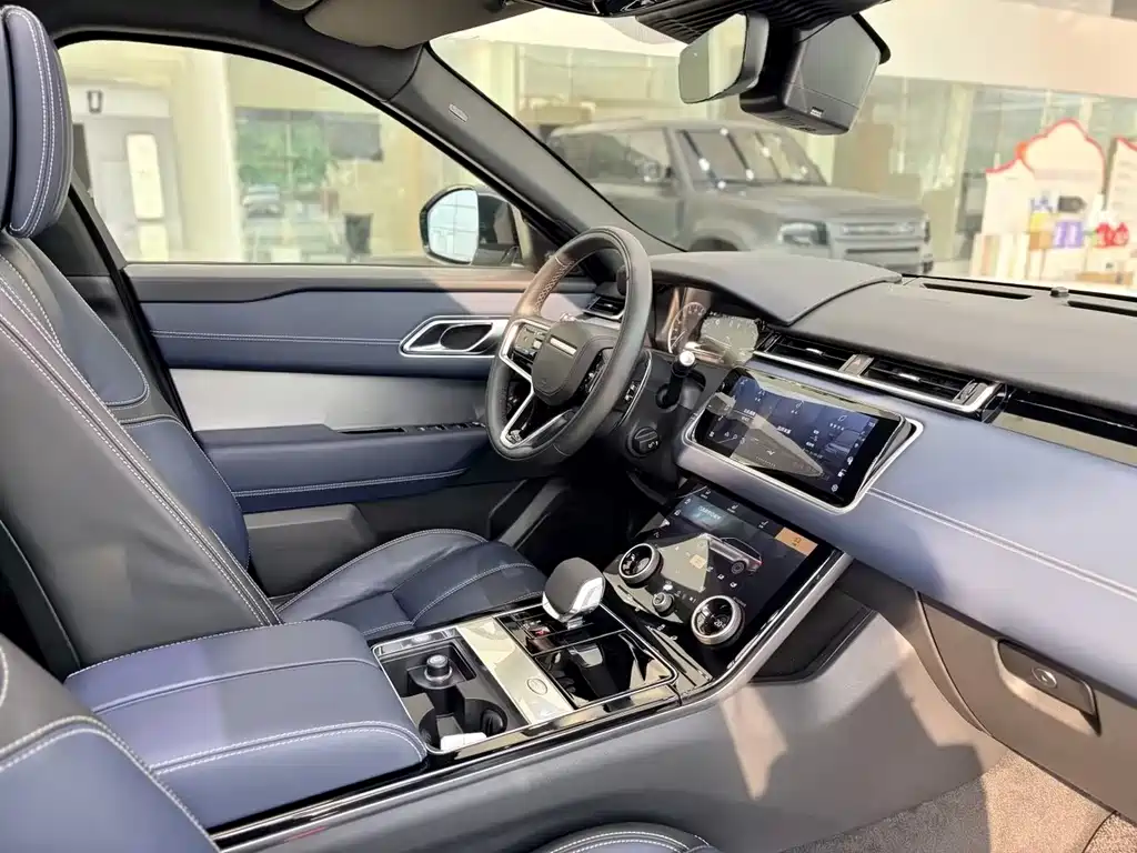 Land Rover Velar — миниатюра 17