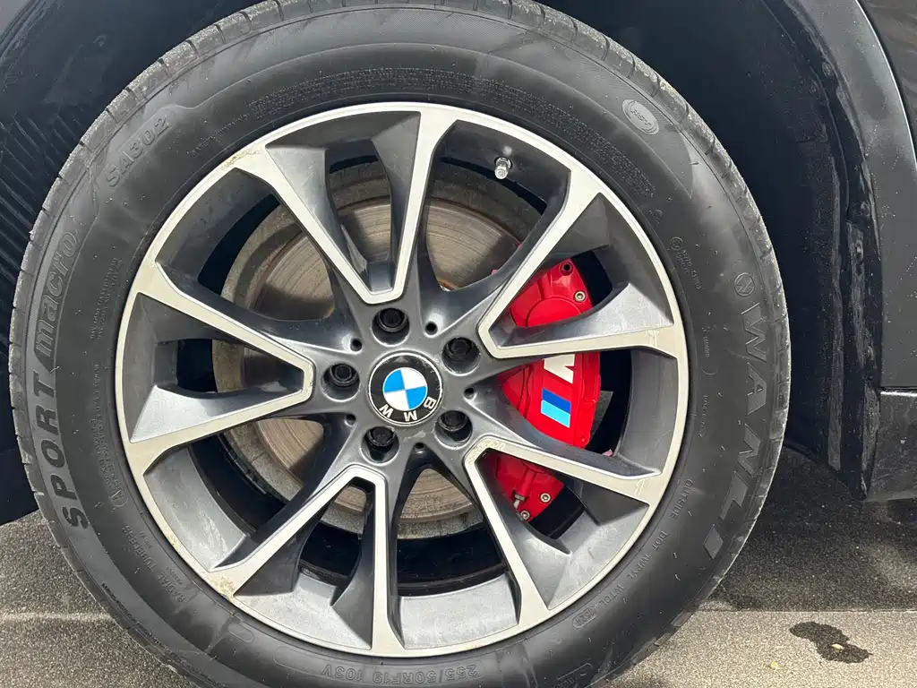 BMW X5 (Import) — миниатюра 13