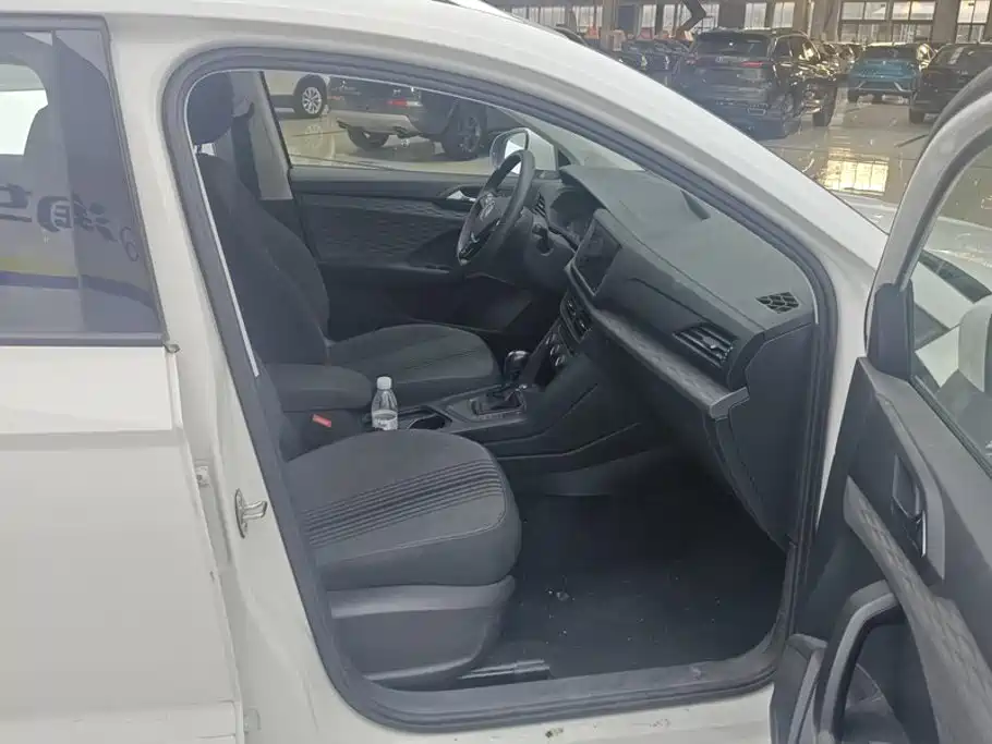 Volkswagen Tharu — миниатюра 8
