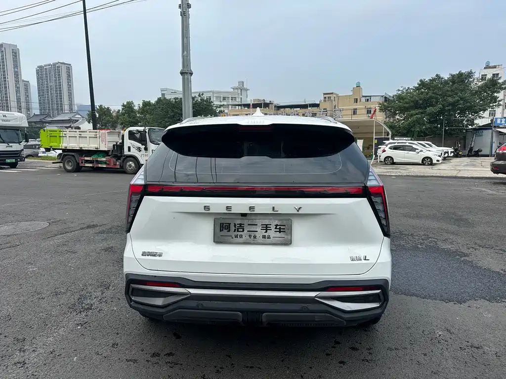 Geely Boyue L — миниатюра 6
