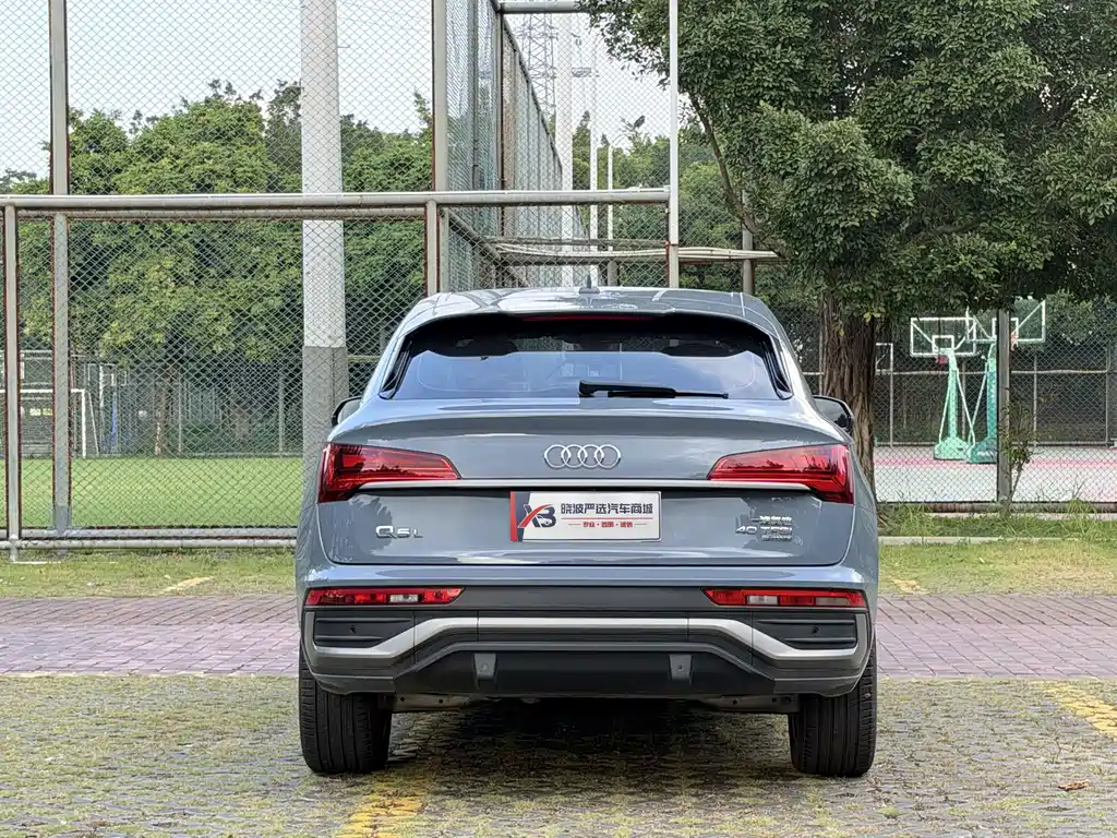 Audi Q5L Sportback — миниатюра 6