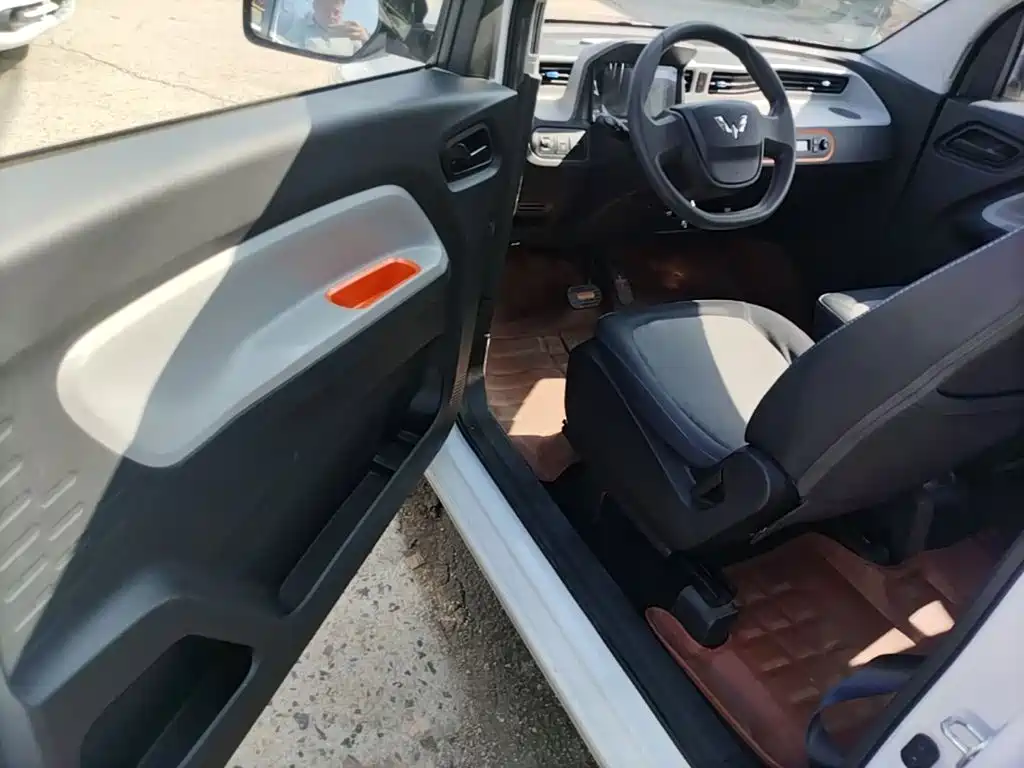 Wuling MINIEV — миниатюра 16