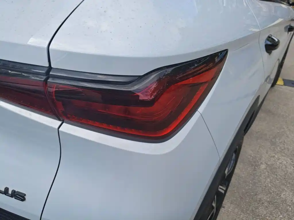 BYD Yuan Plus — миниатюра 8