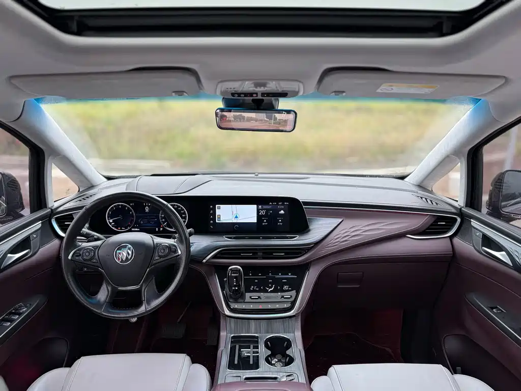 Buick GL8 — миниатюра 8