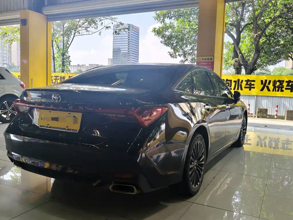 Toyota Avalon — миниатюра 7