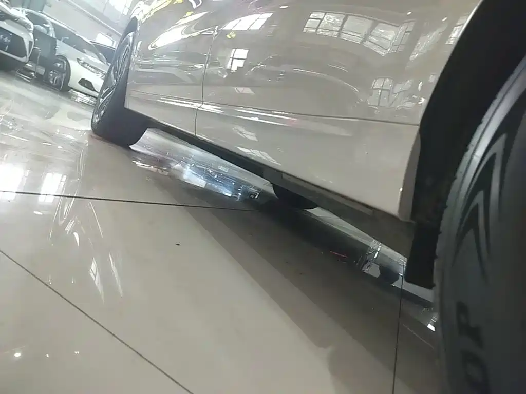 Li Auto Li L6 — миниатюра 22