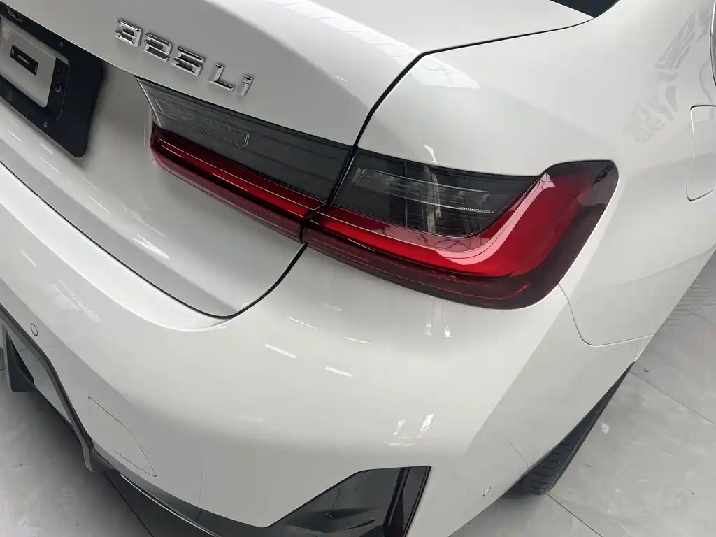 BMW 3 Series — миниатюра 16