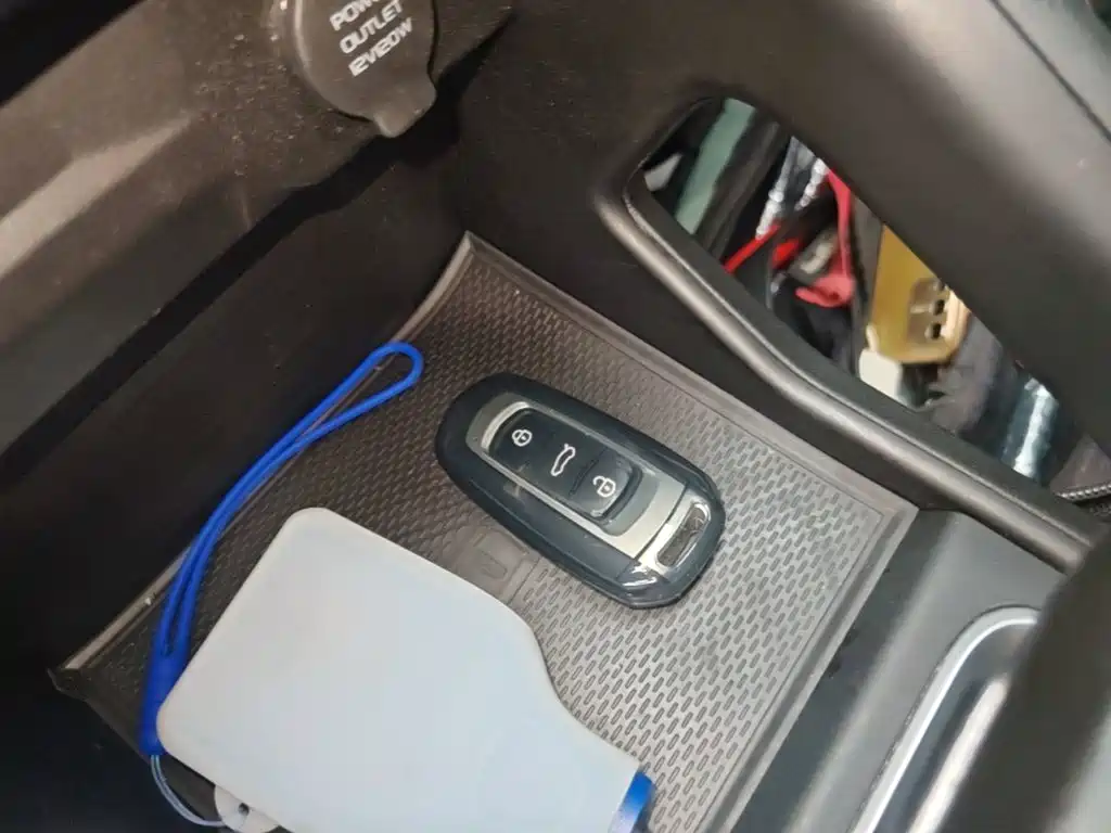 Geely Vision X3 — миниатюра 9