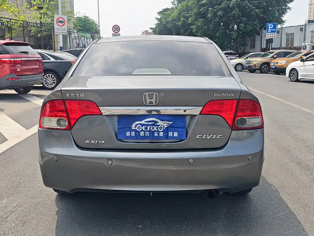 Honda Civic — миниатюра 5