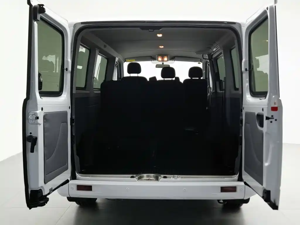 MAXUS V80 — миниатюра 16