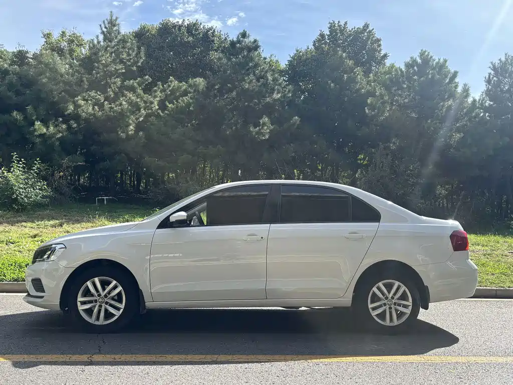 Volkswagen Jetta — миниатюра 3