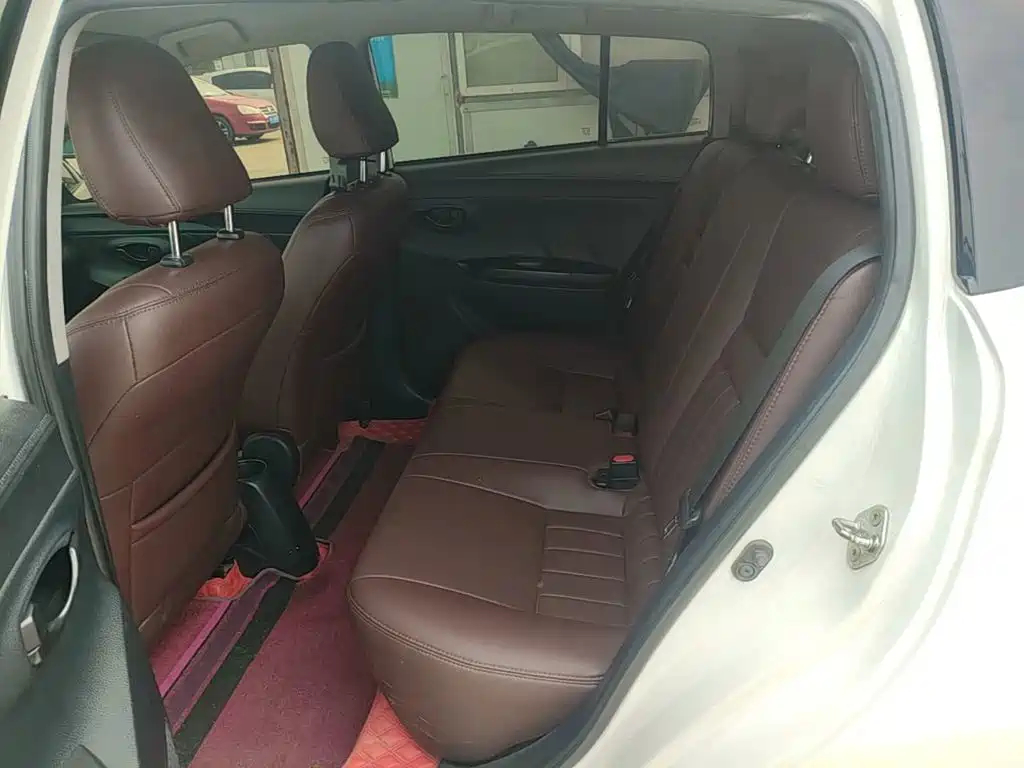 Toyota Vios FS — миниатюра 17