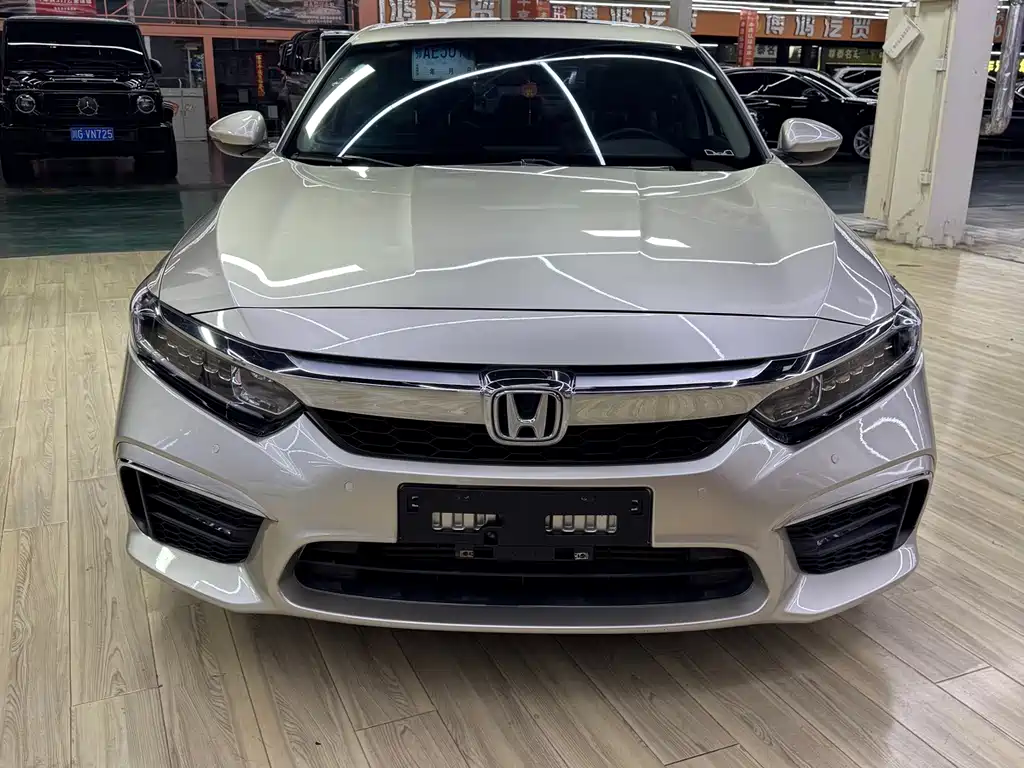 Honda Inspire — миниатюра 9