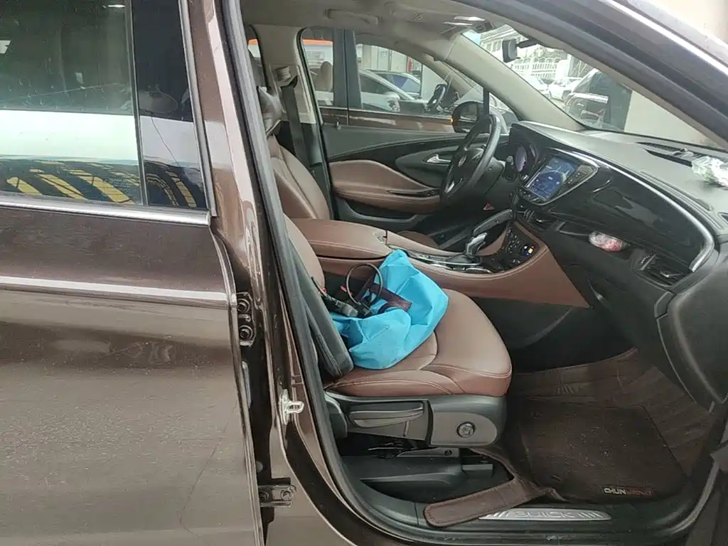 Buick Envision Plus — миниатюра 25