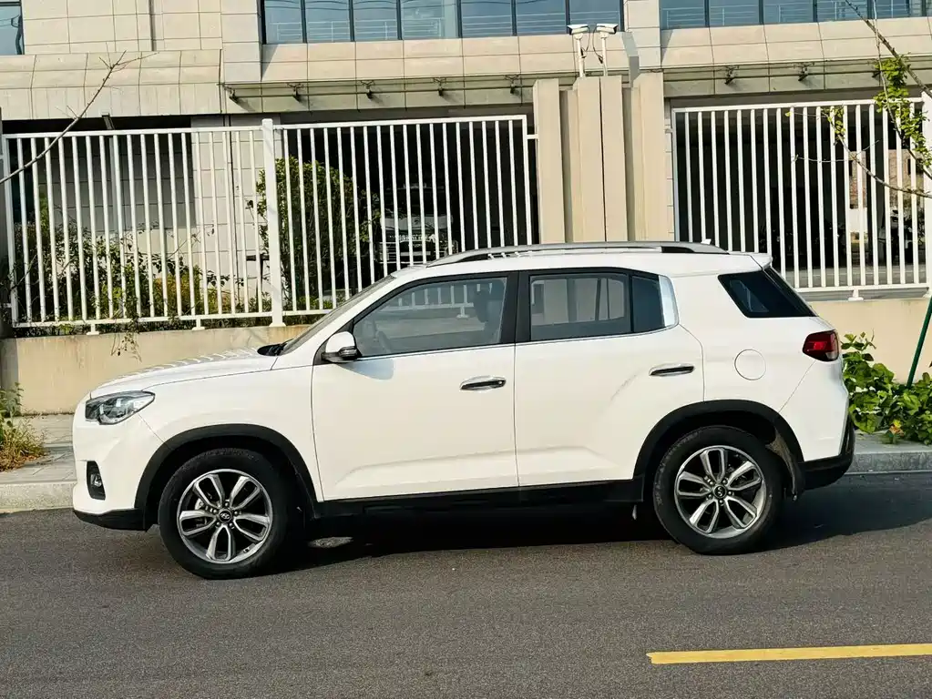 Hyundai ix35 — миниатюра 2