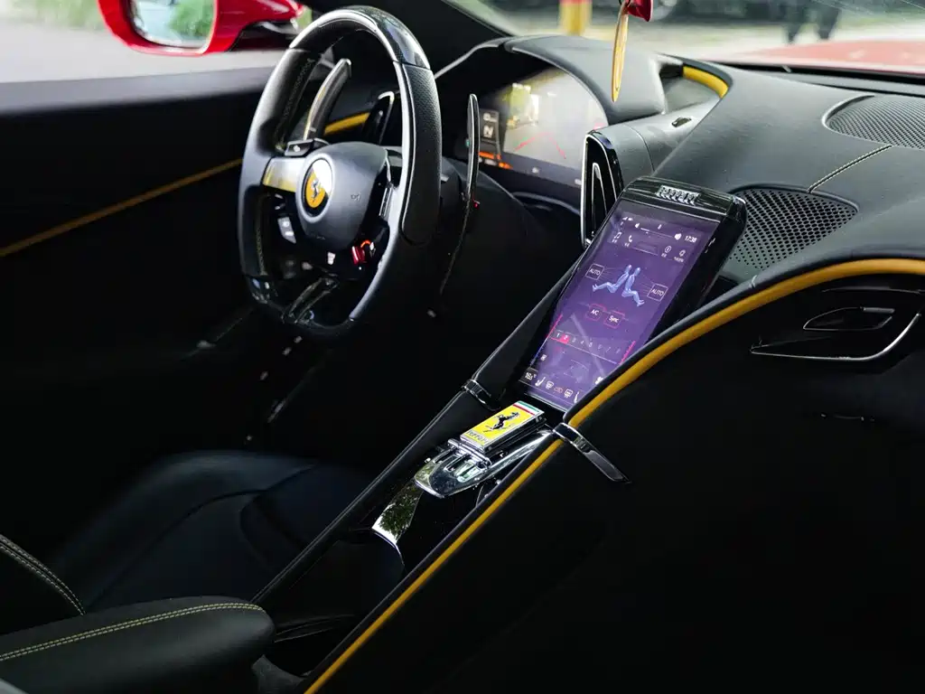 Ferrari Roma — миниатюра 20