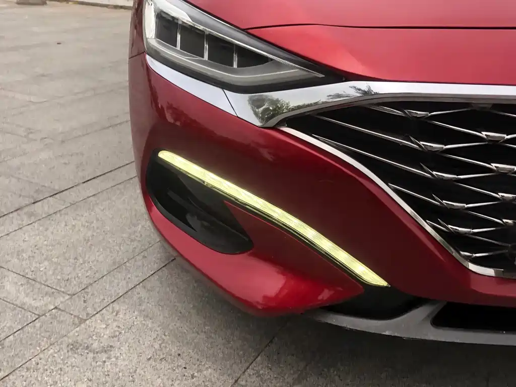 Hyundai Fista - фото 8